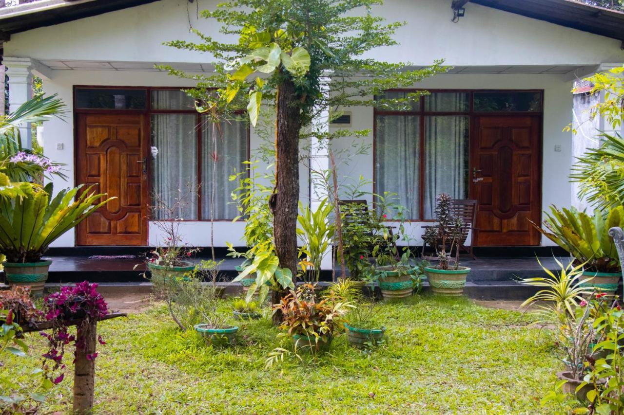 Freedom Home Stay Sigiriya Exterior foto